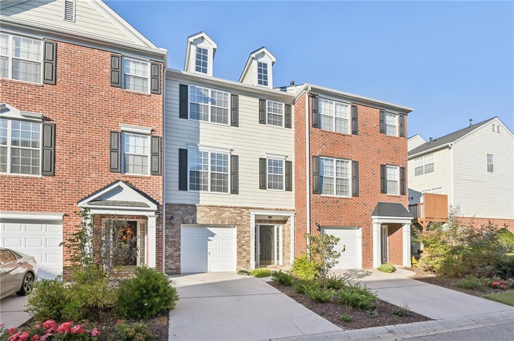 3555 Chattahoochee Summit Ln. #23, Atlanta, GA 30339