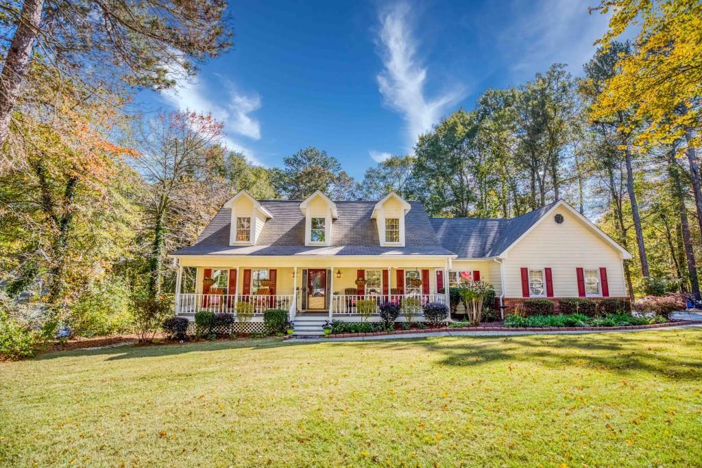 2050 Lyda Ln., Loganville, GA 30052