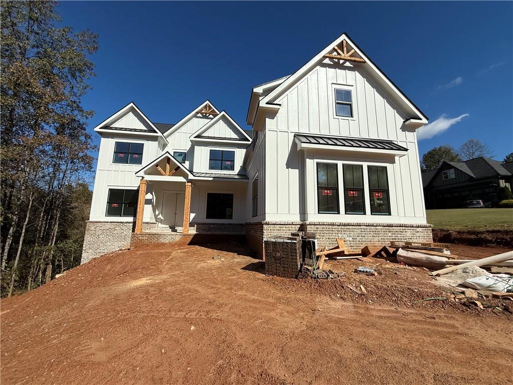 501 Meadow Lake Ter., Hoschton, GA 30548