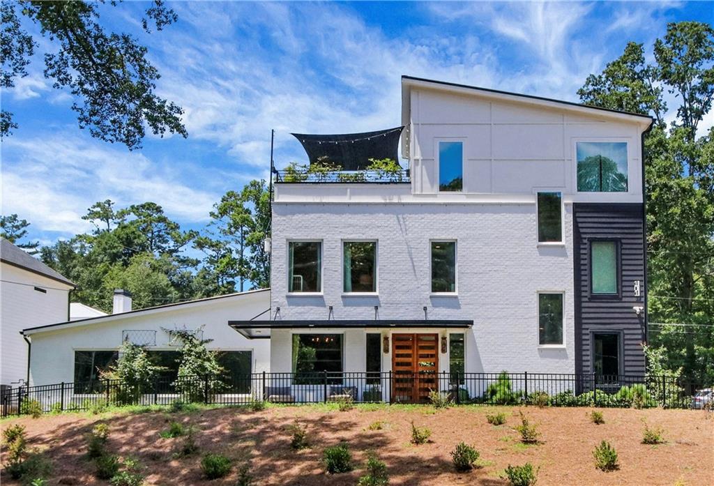 101 Henderson St., Woodstock, GA 30188