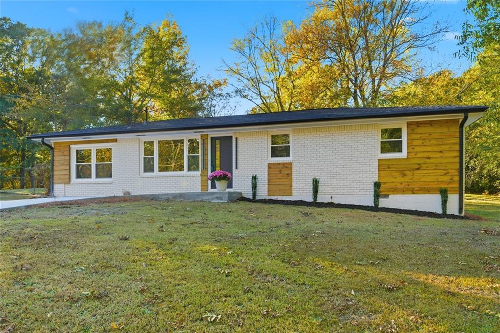 6807 Tralee Dr., Lithia Springs, GA 30122