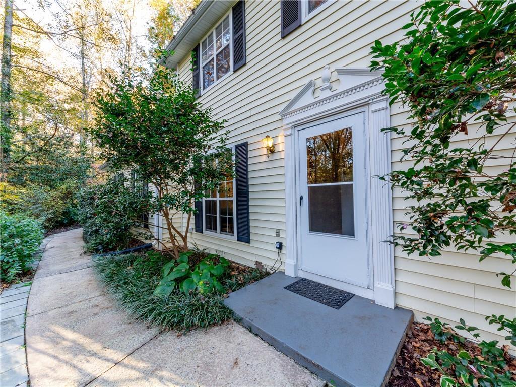 479 Bradshaw Ln., Canton, GA 30115