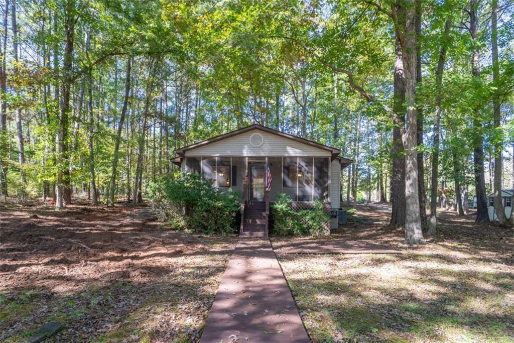 248 W River Bend Dr., Eatonton, GA 31024