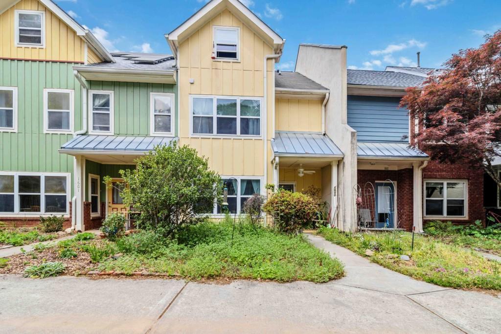 1602 Dancing Fox Rd., Decatur, GA 30032