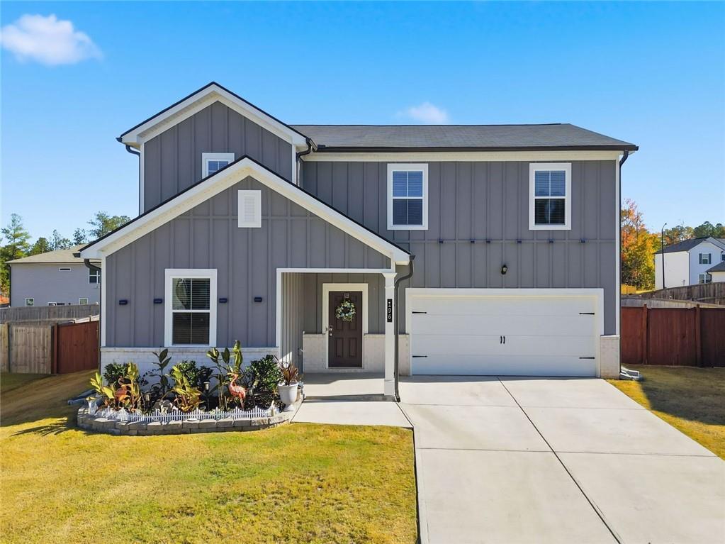 196 Summit Pointe Dr., Dallas, GA 30132