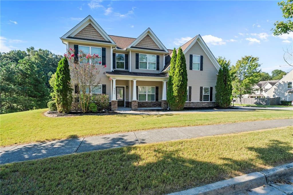 5689 Winter Bluff Way, Buford, GA 30518