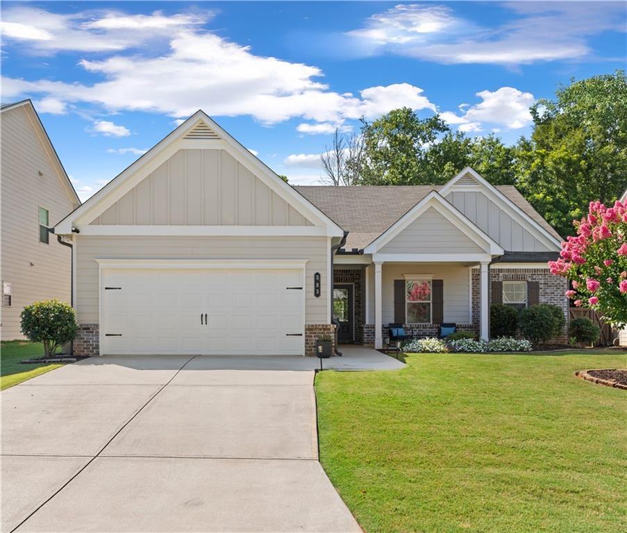 383 Brighton Park Cir., Hoschton, GA 30548