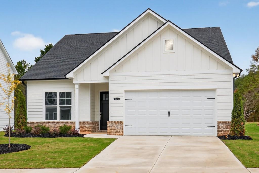 171 Crimson Feather Dr., Jefferson, GA 30549