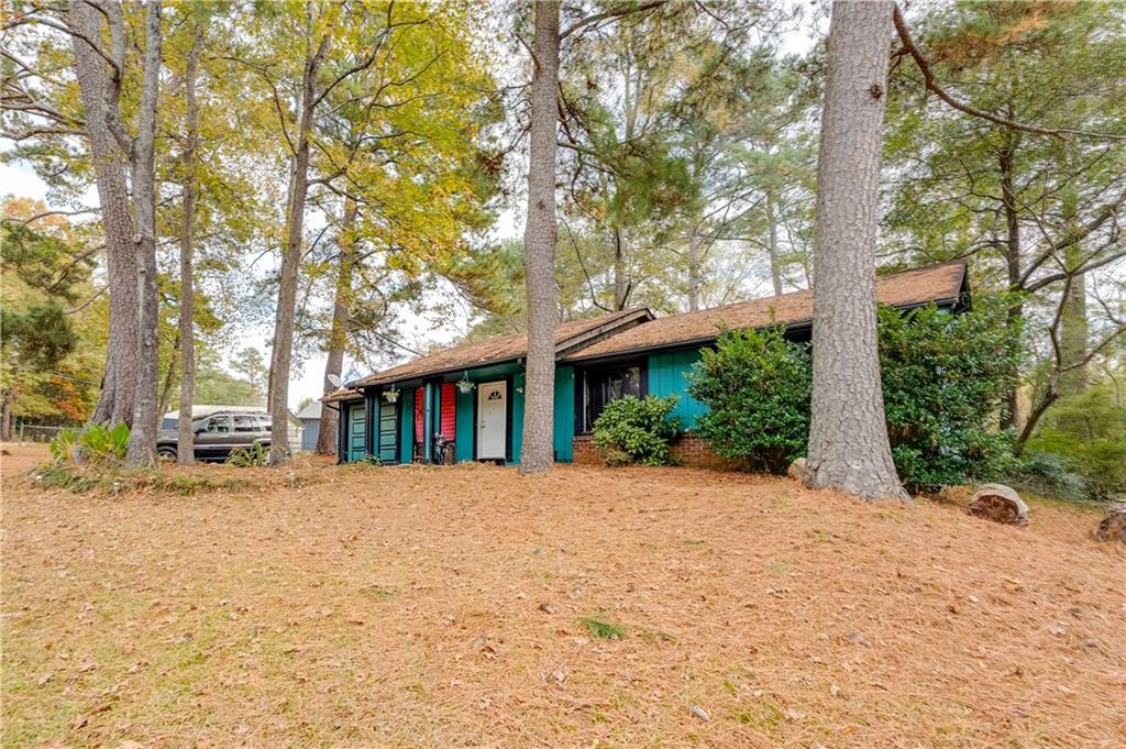 2881 Panther Ct., Rex, GA 30273