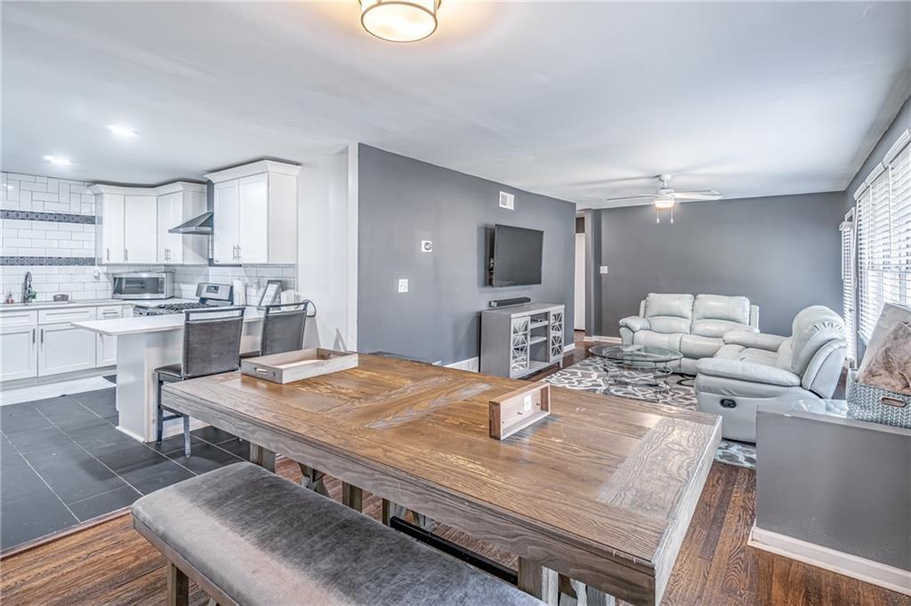 2456 Harwood Dr., Atlanta, GA 30344