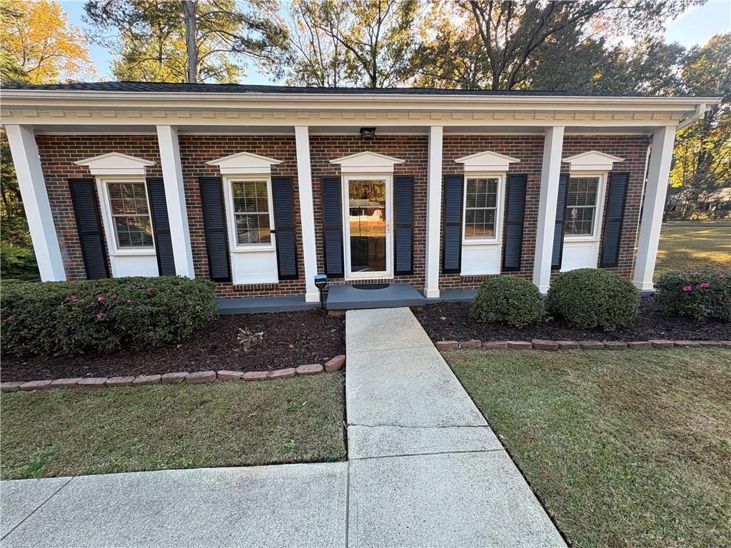 2805 Homeland Dr., Atlanta, GA 30360