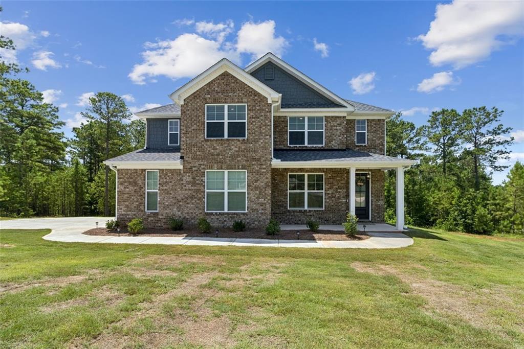 2910 Red Fox Dr., Haddock, GA 31033