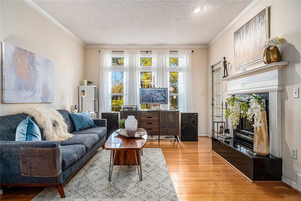 220 Renaissance Pkwy. #1212, Atlanta, GA 30308