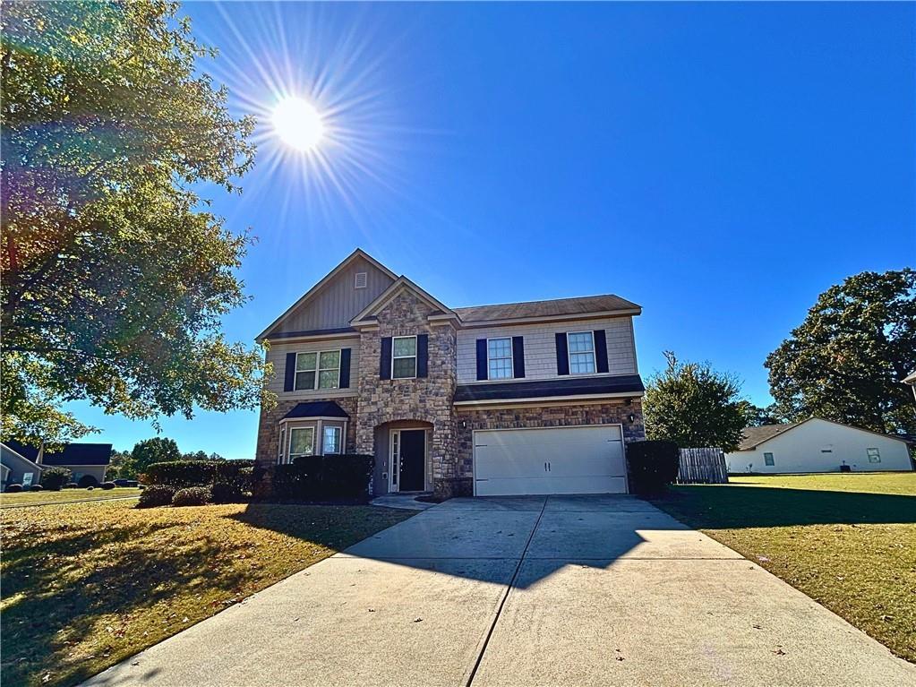 206 Christopher Dr., Byron, GA 31008