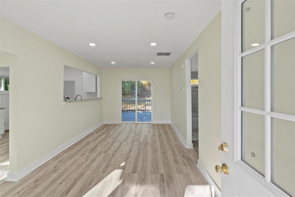 5476 Old Rockbridge Rd., Stone Mountain, GA 30083