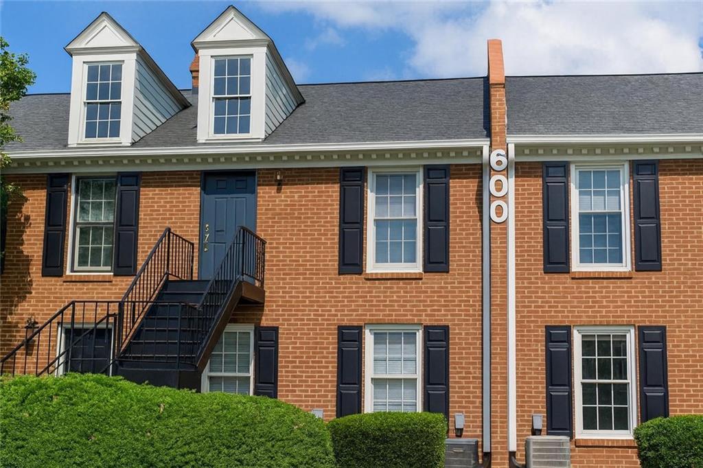 1166 Booth Rd. #610, Marietta, GA 30008