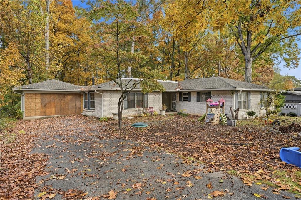 4319 Parkview Dr., Lithia Springs, GA 30122