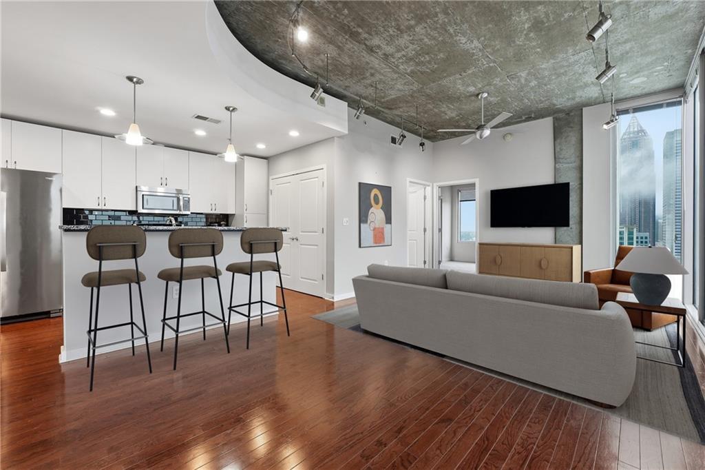 860 Peachtree St. #2218, Atlanta, GA 30308