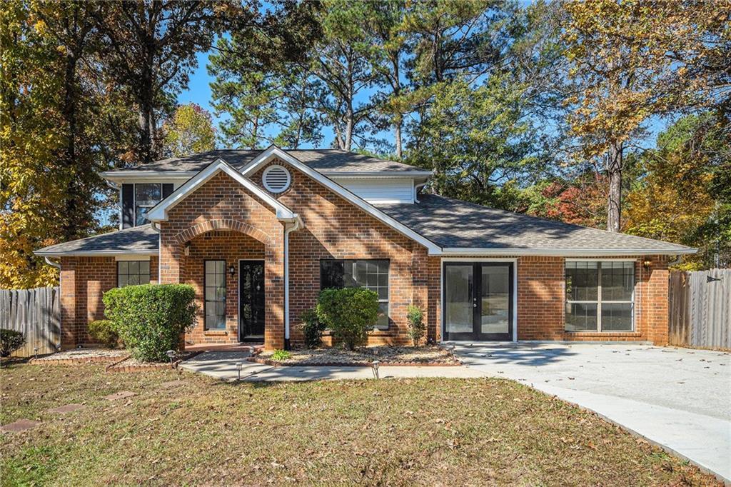 2001 Hunters Cove Dr., Lawrenceville, GA 30044