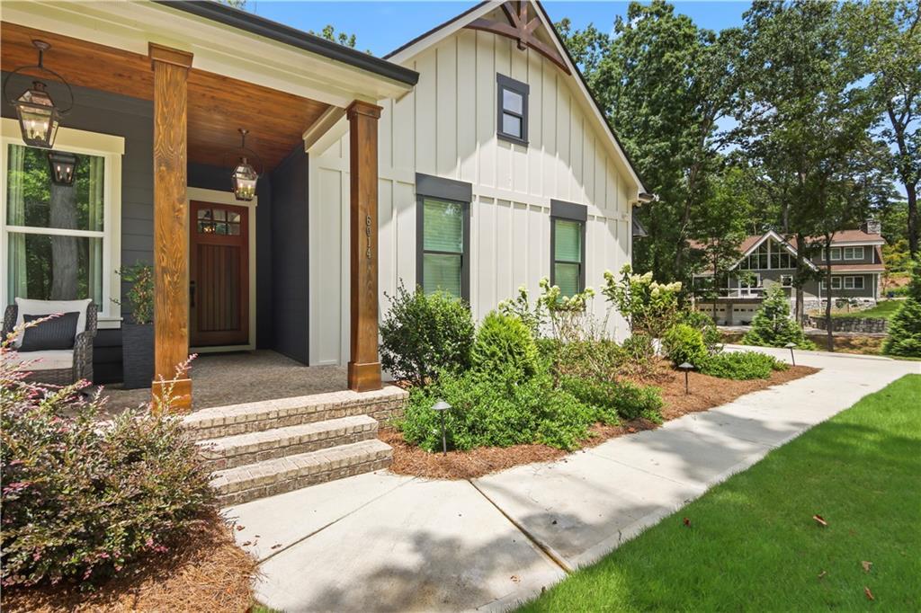 6014 Warpath Rd., Flowery Branch, GA 30542