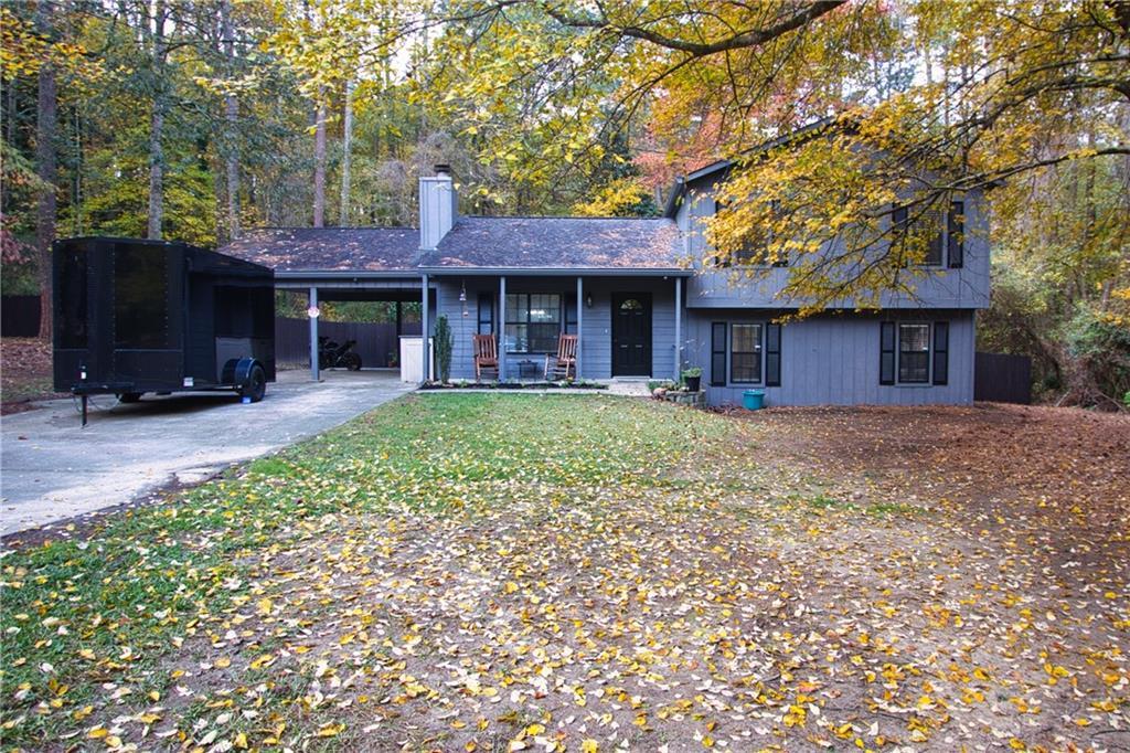 4685 Barnes Ct., Loganville, GA 30052