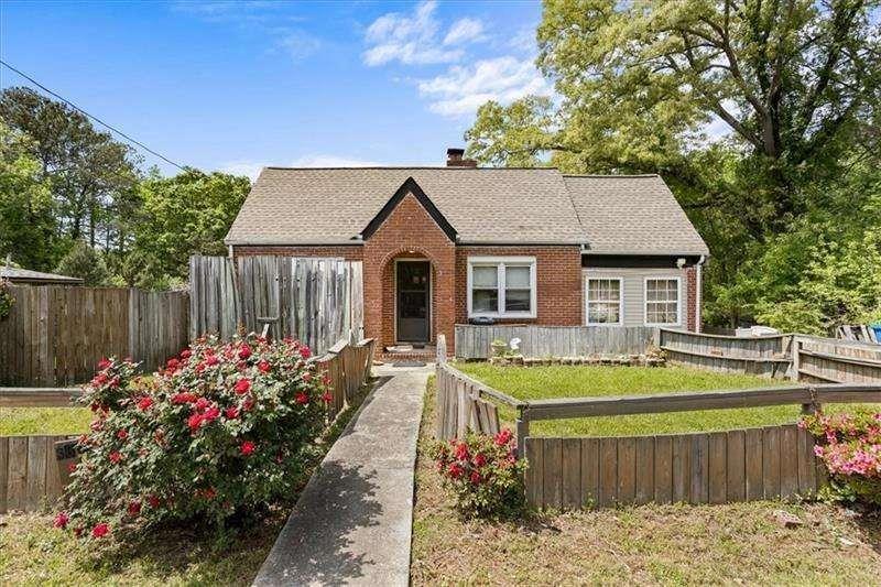 3813 Stonewall Tell Rd., South Fulton, GA 30349