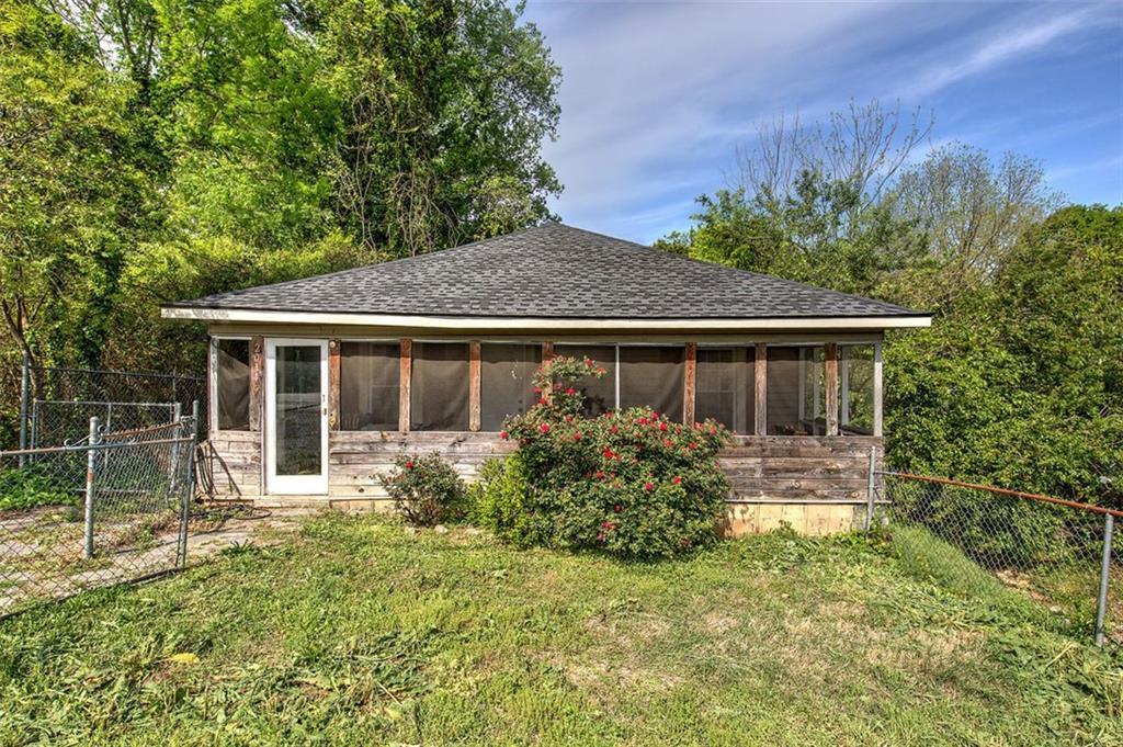 2014 Maple Ave., Rome, GA 30161