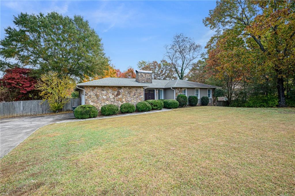 127 Windsor Dr., Calhoun, GA 30701