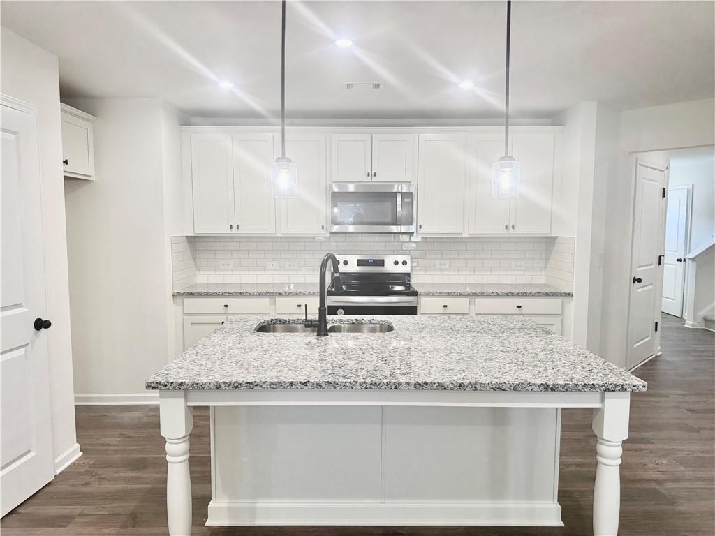 20 Silver Leaf Ln., Dawsonville, GA 30534