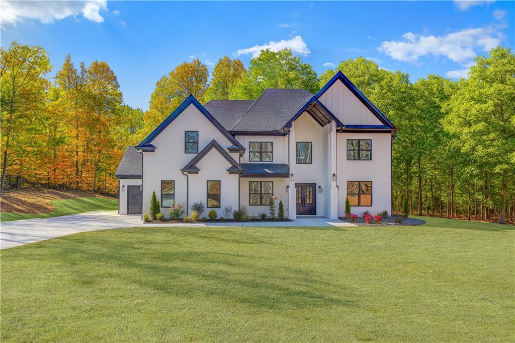 1453 Dee Kennedy Rd., Hoschton, GA 30548