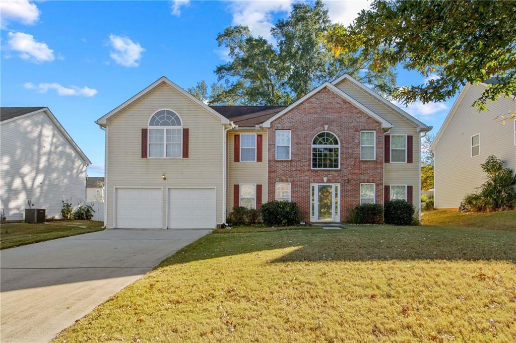 407 Grier Dr., Locust Grove, GA 30248