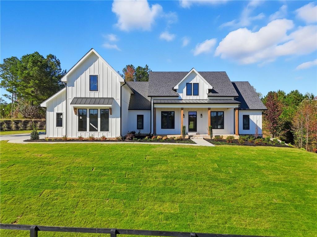 933 Mount Carmel Church Ln., Canton, GA 30114