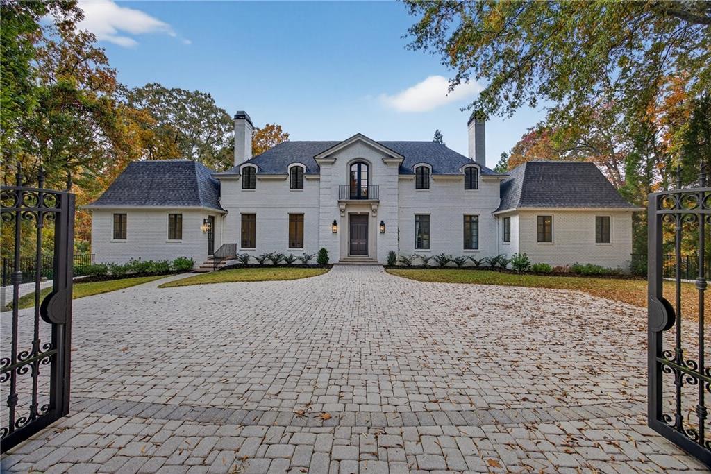 1250 Beechwood Hills Ct., Atlanta, GA 30327