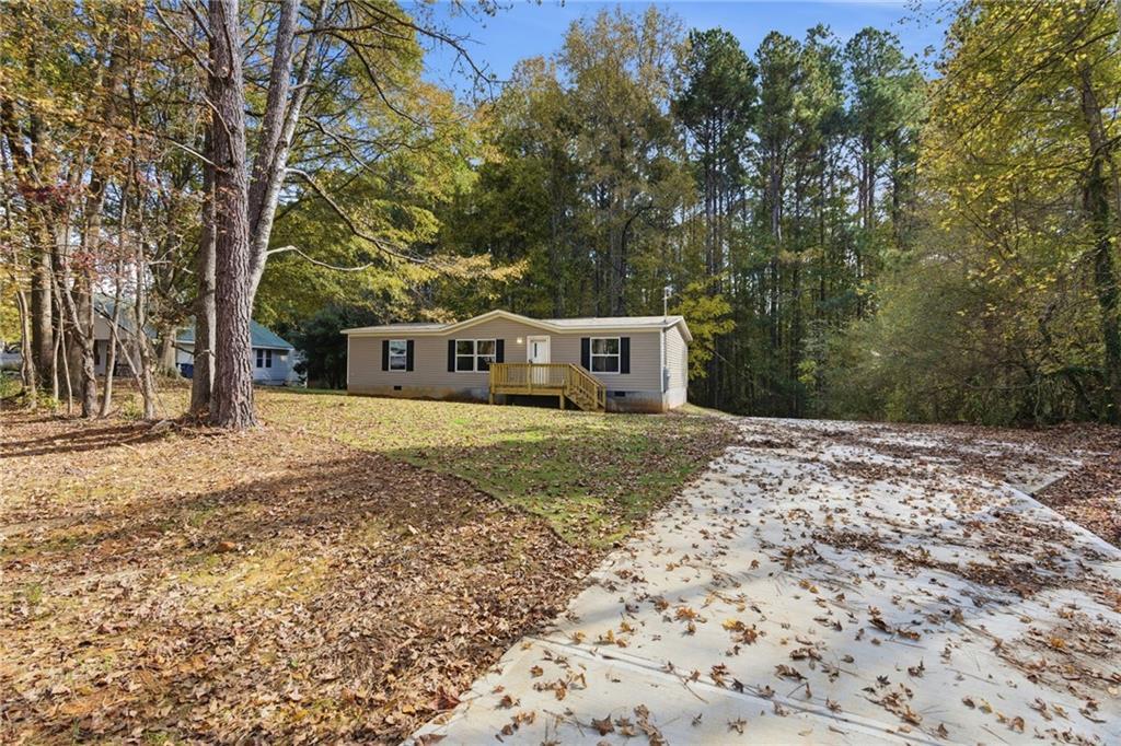 921 Marshall Fuller Rd., Dallas, GA 30157