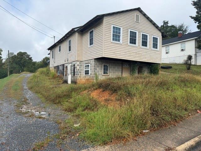 227 Mcconnell Rd., Calhoun, GA 30701