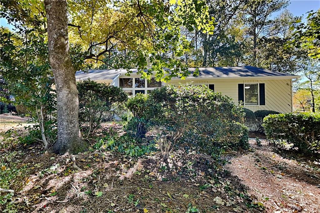 2567 Kingsley Dr., Marietta, GA 30062