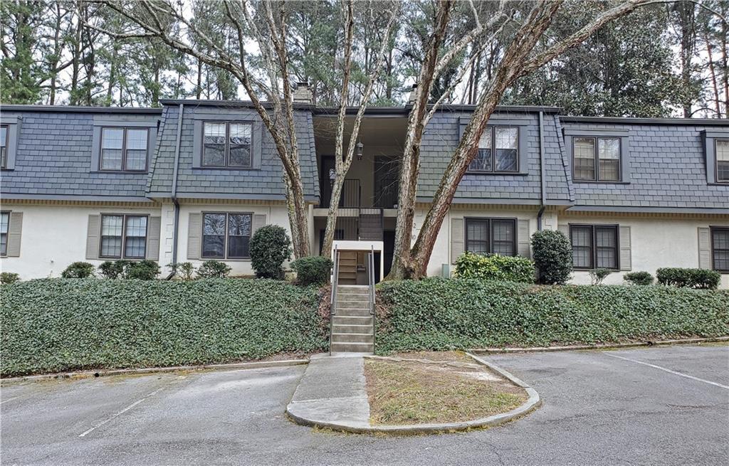 40 Glenald Way, Atlanta, GA 30327