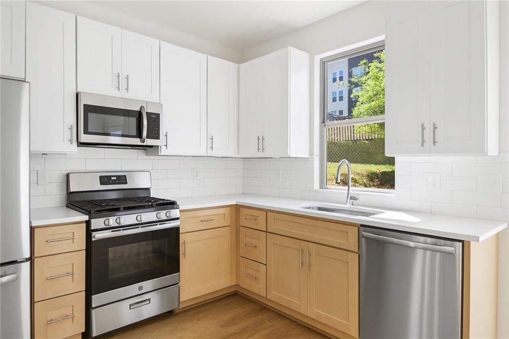 1070 Dill Ave. #204, Atlanta, GA 30310