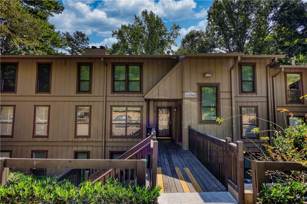 2205 Cumberland Ct., Smyrna, GA 30080