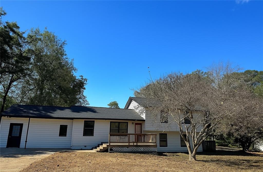 1757 Litchfield Rd., Snellville, GA 30078