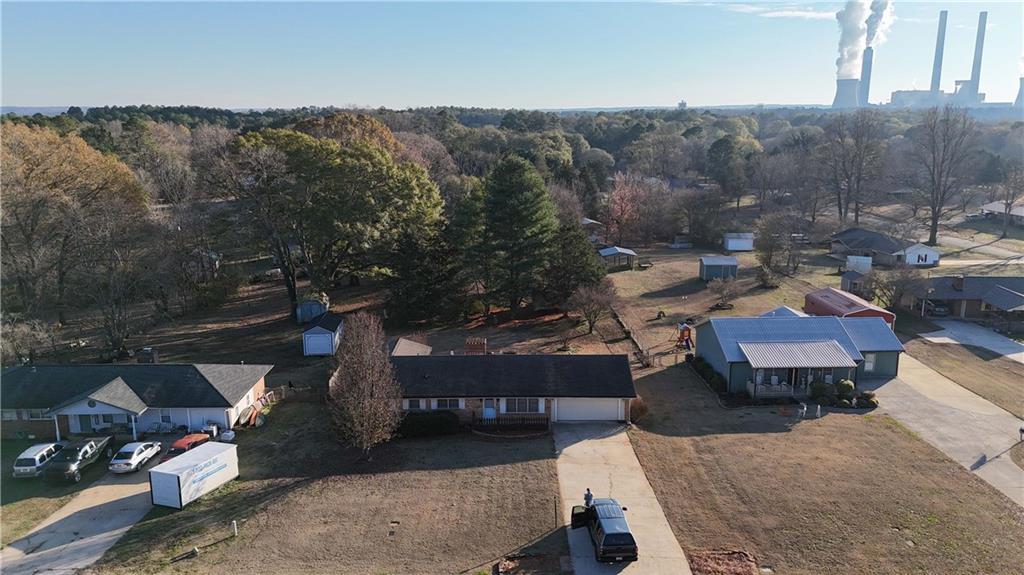 40 Lois Rd., Euharlee, GA 30120