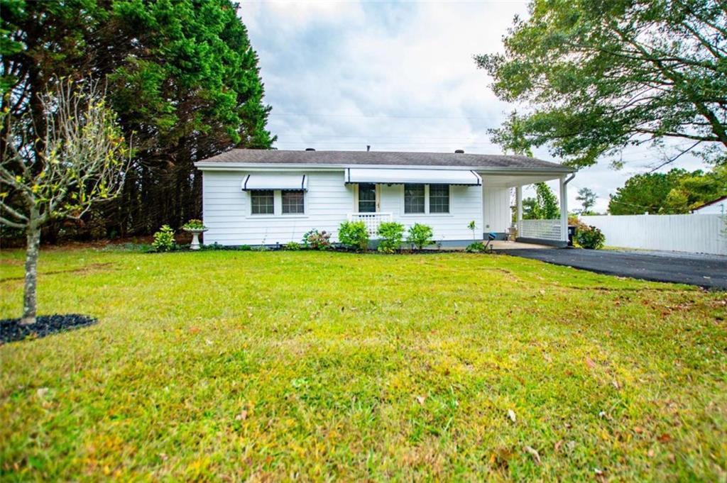 388 Macland Rd., Dallas, GA 30132