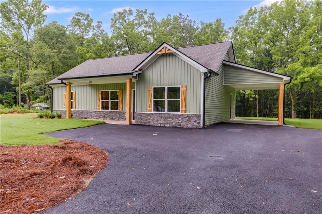 1549 Winn Rd., Douglasville, GA 30134