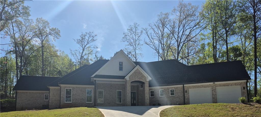 6029 Wellington Ave., Gainesville, GA 30506