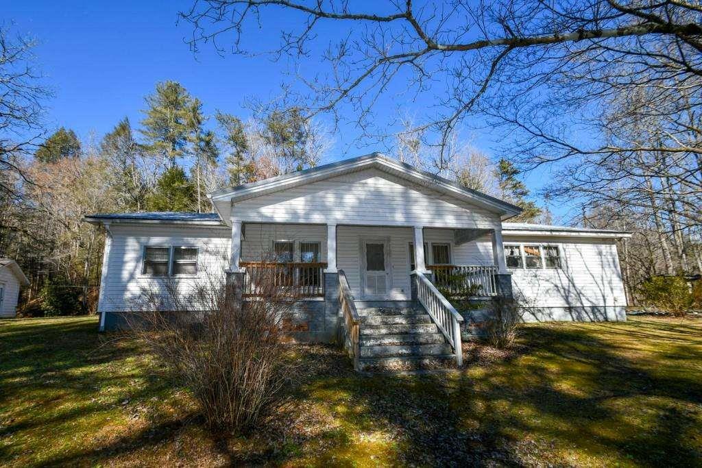 18 Corinth Church Rd., Cleveland, GA 30528