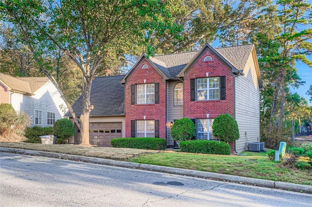 1570 Twin Bridge Ln., Lawrenceville, GA 30043