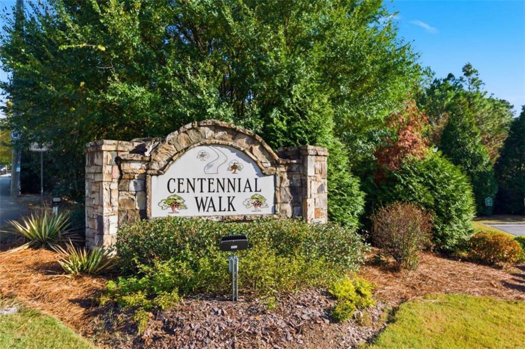 6022 Centennial Run, Atlanta, GA 30349