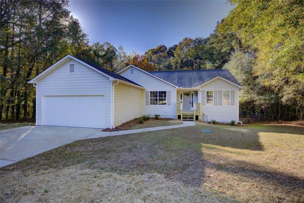 130 Country Mill Ln., Stockbridge, GA 30281