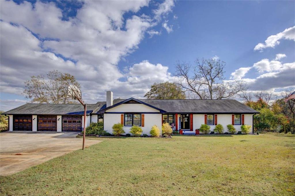 764 Social Circle Fairplay Rd., Social Circle, GA 30025