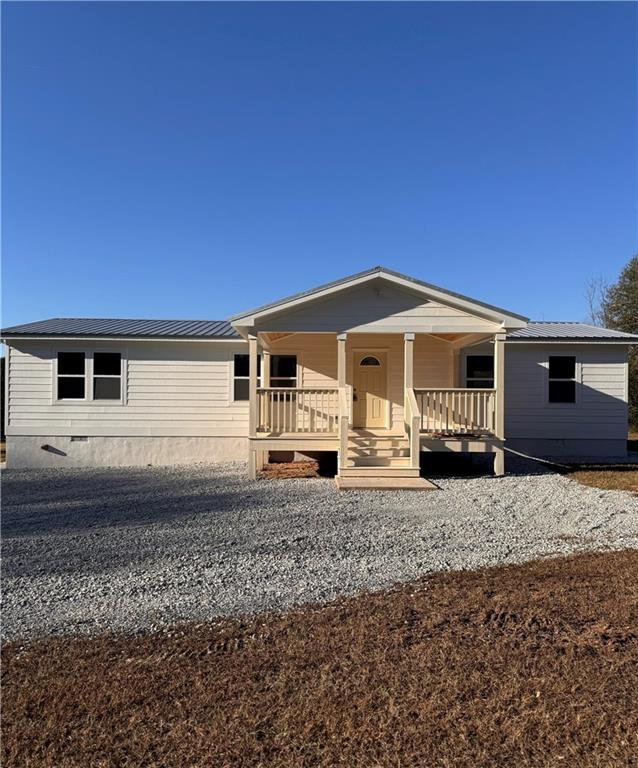 2051 Hewell Rd., Dewy Rose, GA 30634